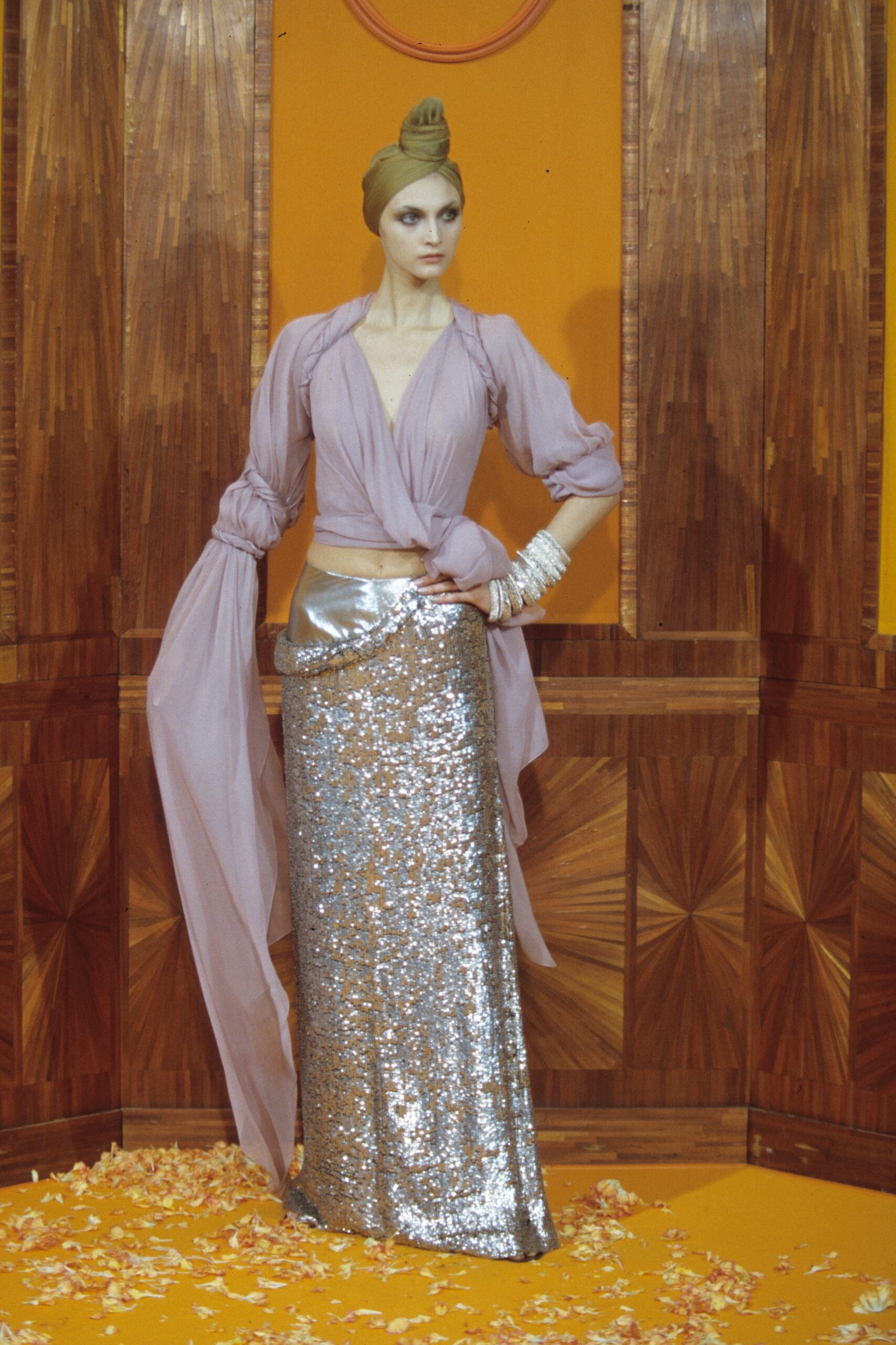 Jean Paul Gaultier S/S 00 Couture Look 31