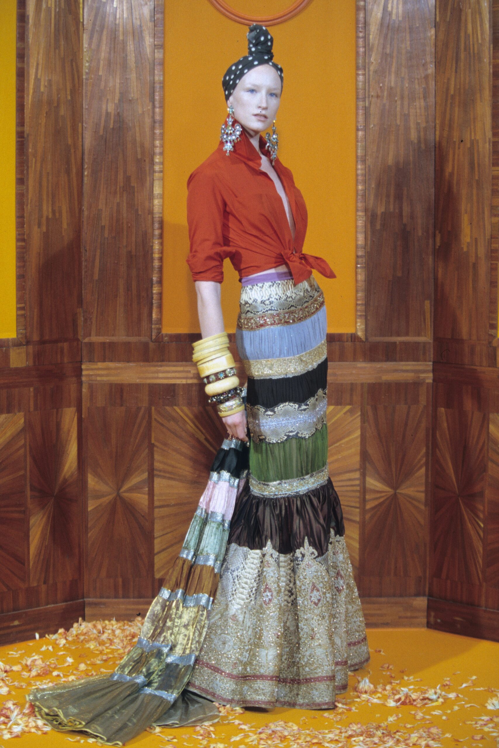 Jean Paul Gaultier S/S 00 Couture Look 33