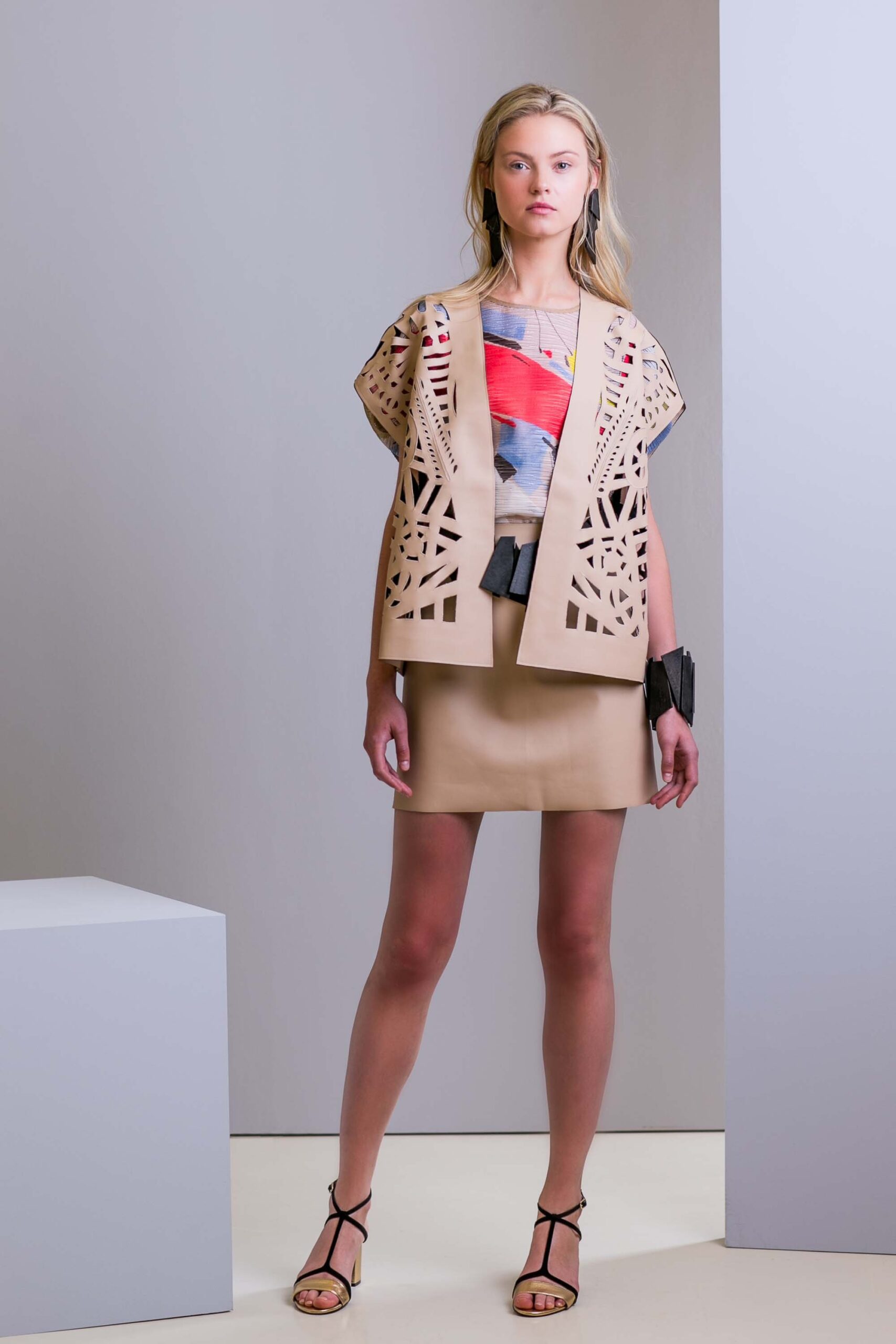 Josie Natori Resort 17 Look 7