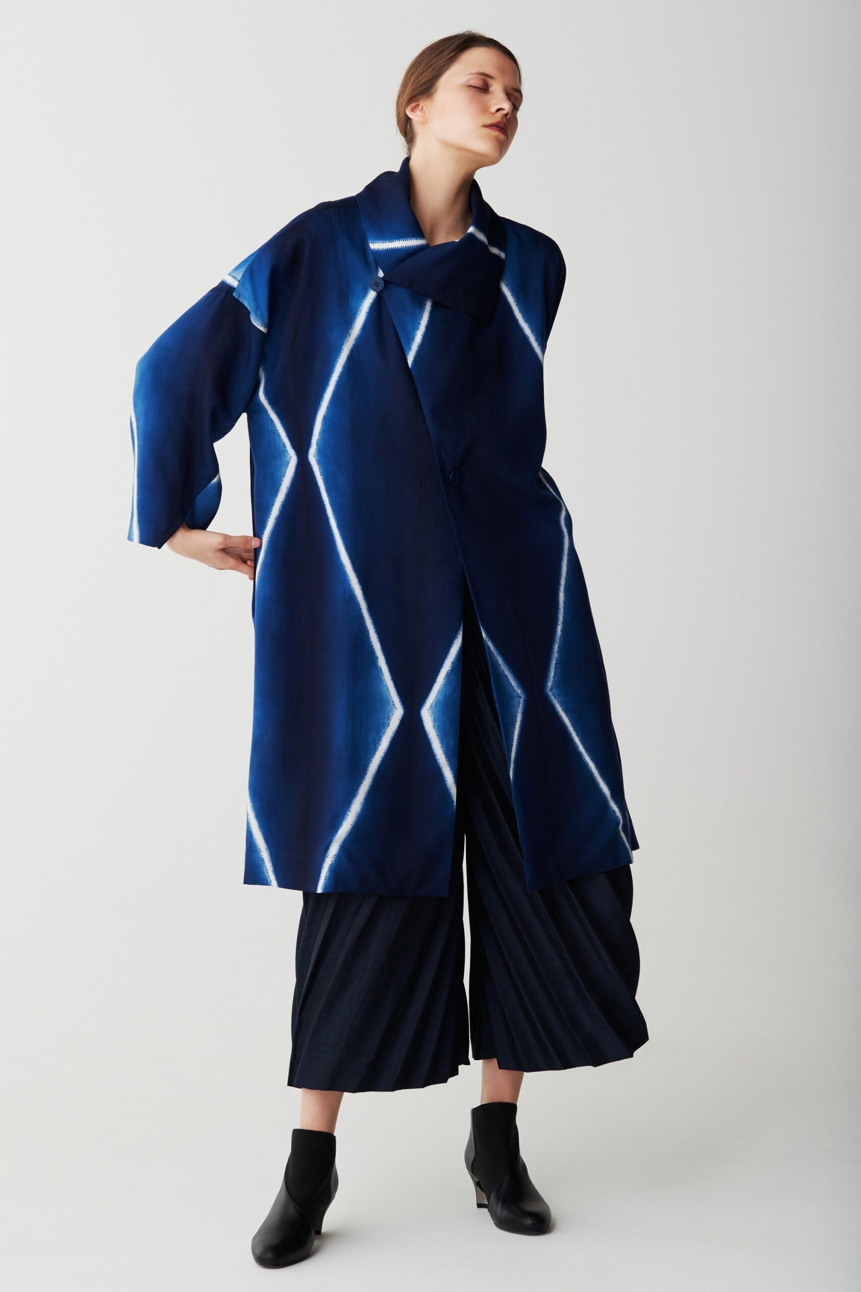 Issey Miyake F/W 17 Look 10