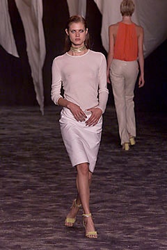 John Bartlett S/S 00 Look 19