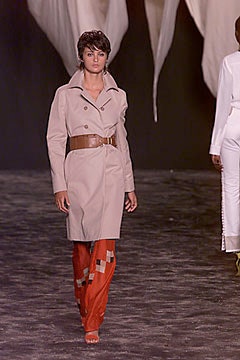 John Bartlett S/S 00 Look 23