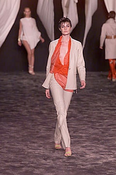 John Bartlett S/S 00 Look 25