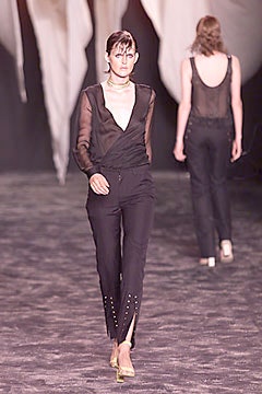 John Bartlett S/S 00 Look 32