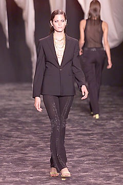 John Bartlett S/S 00 Look 38