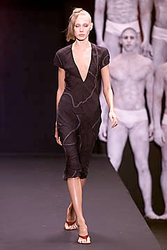 John Bartlett S/S 01 Look 15