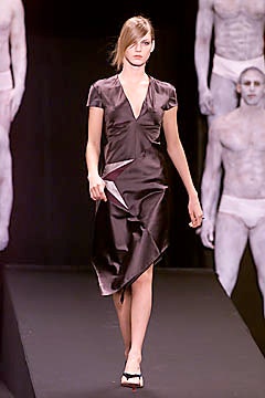 John Bartlett S/S 01 Look 23