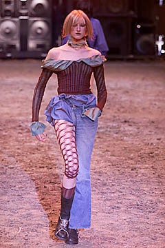 Jean Paul Gaultier S/S 01 Look 37