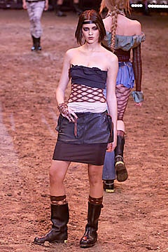 Jean Paul Gaultier S/S 01 Look 39