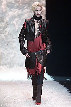Jean Paul Gaultier F/W 01 Look 19