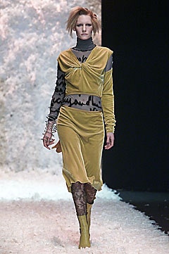 Jean Paul Gaultier F/W 01 Look 72