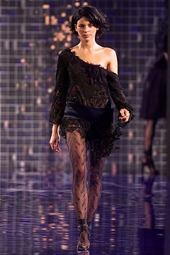 Julien Macdonald S/S 02 Look 4