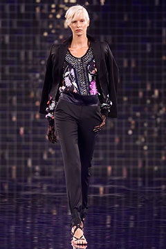 Julien Macdonald S/S 02 Look 5