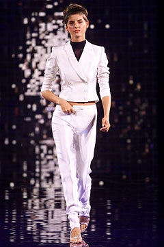 Julien Macdonald S/S 02 Look 23