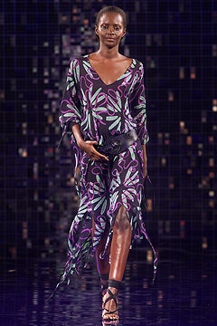 Julien Macdonald S/S 02 Look 27