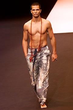 Jean Paul Gaultier S/S 02 Look 33