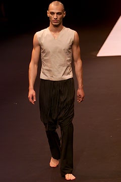 Jean Paul Gaultier S/S 02 Look 76