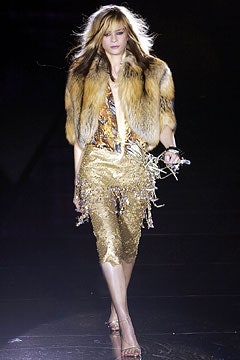 Julien Macdonald Fall 2002 Ready-to-Wear
