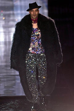 Julien Macdonald F/W 02 Look 27