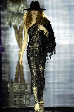 Julien Macdonald F/W 02 Look 46