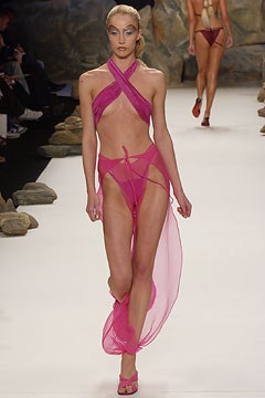 Jeremy Scott S/S 03 Look 26