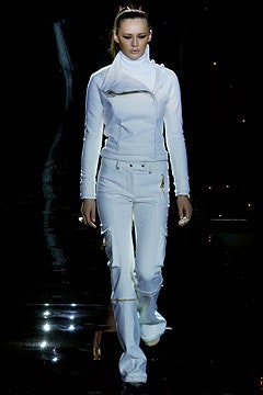 Julien Macdonald F/W 03 Look 4