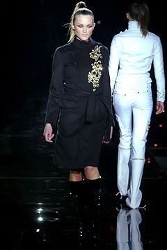 Julien Macdonald F/W 03 Look 5