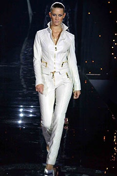 Julien Macdonald F/W 03 Look 13