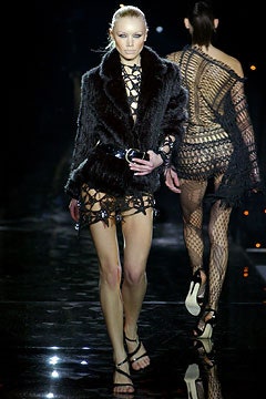 Julien Macdonald F/W 03 Look 27