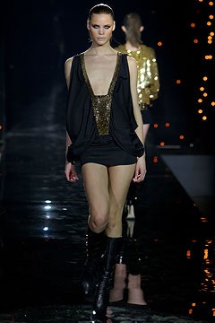 Julien Macdonald F/W 03 Look 37