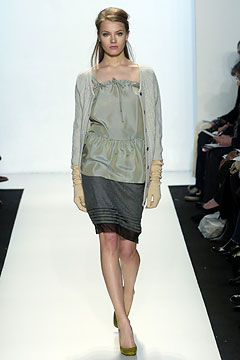 Jeffrey Chow F/W 04 Look 25