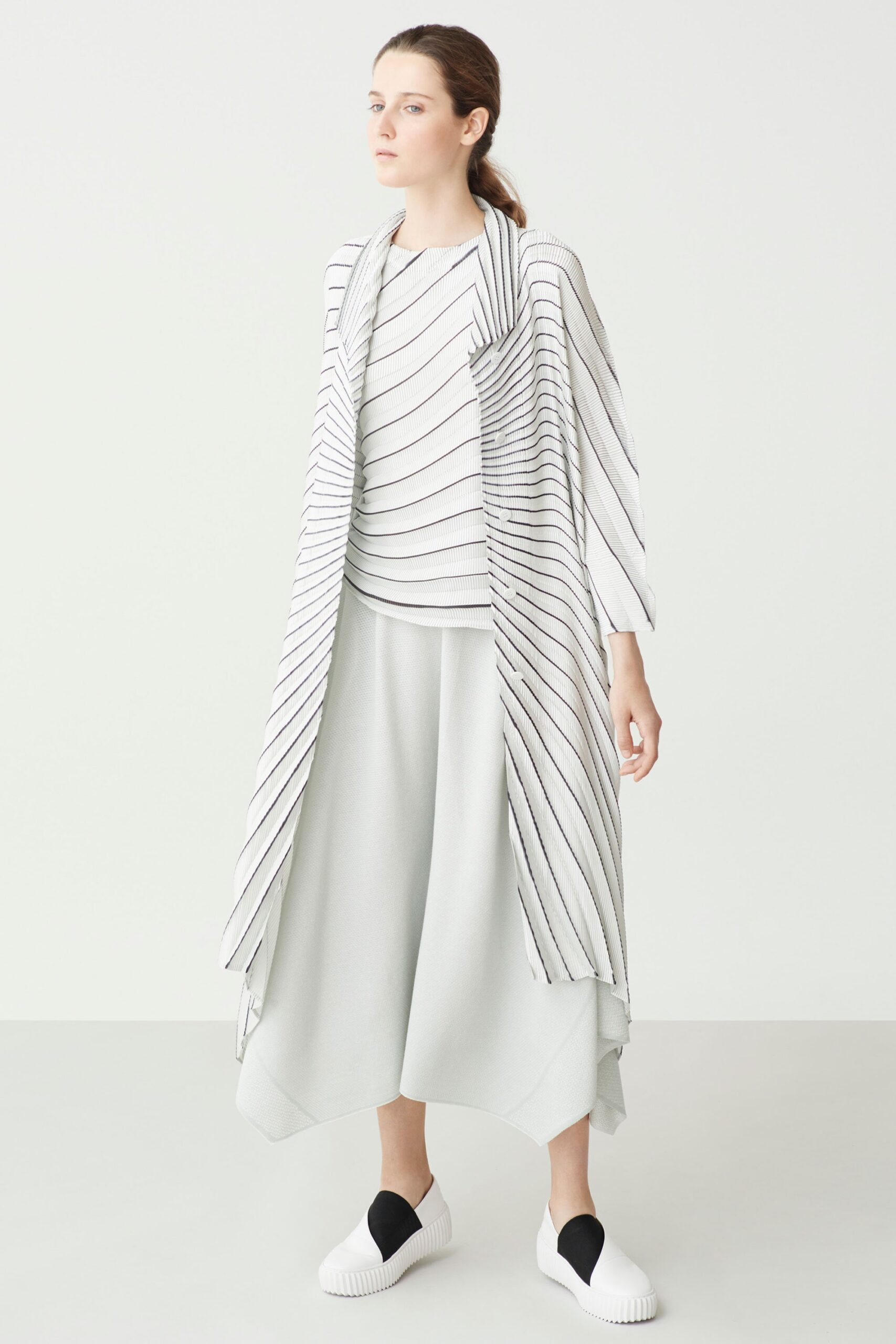 Issey Miyake Resort 18 Look 16