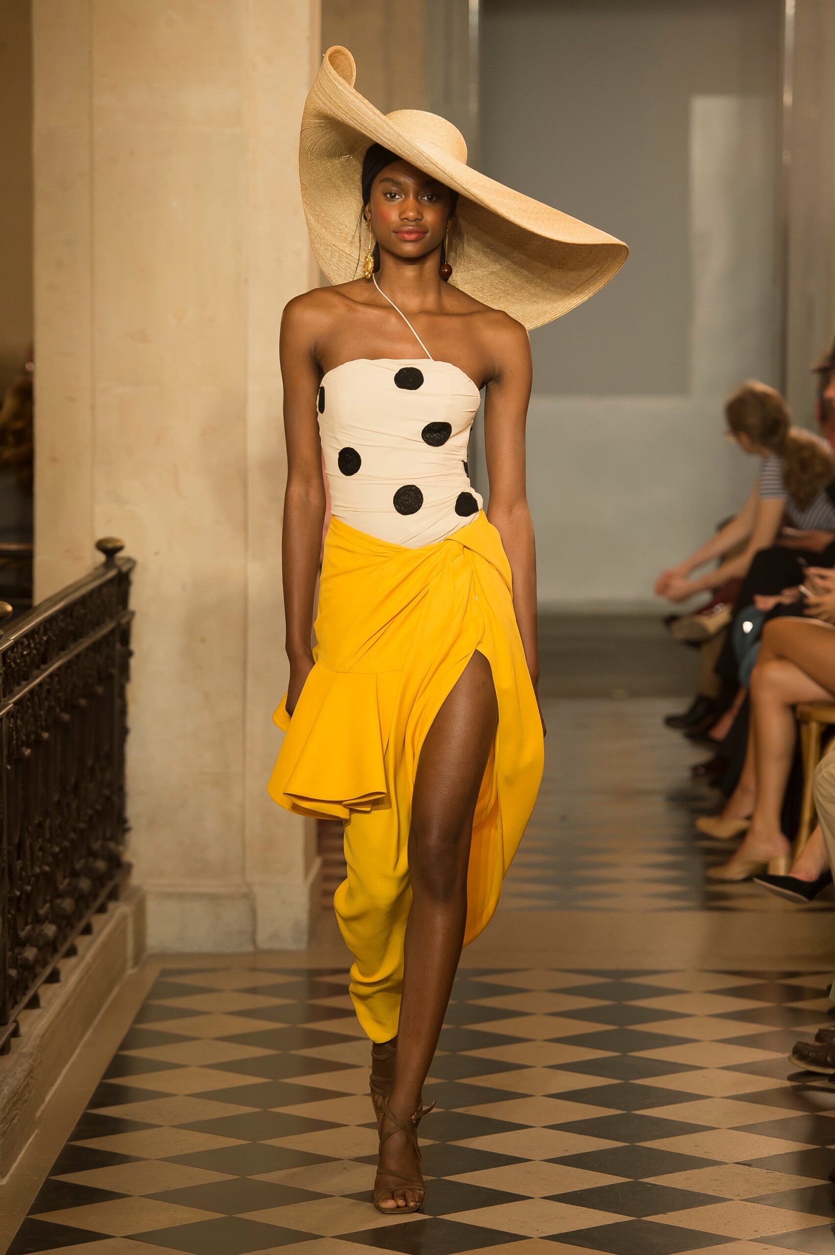 Jacquemus S/S 18 Look 16