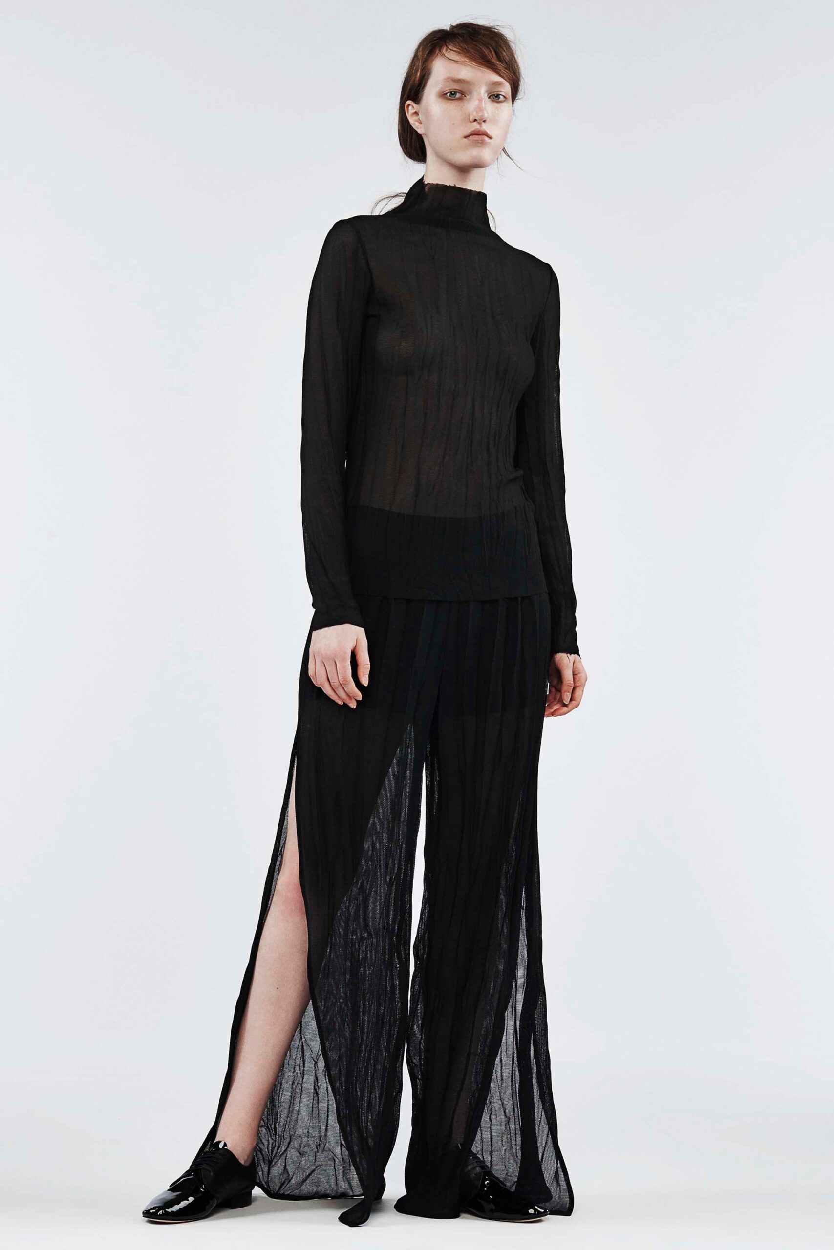 Ji Oh Resort 17 Look 18