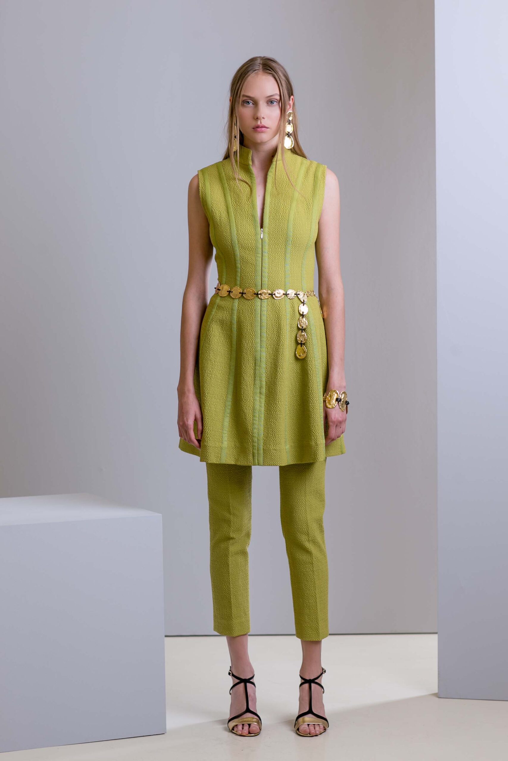 Josie Natori Resort 17 Look 18