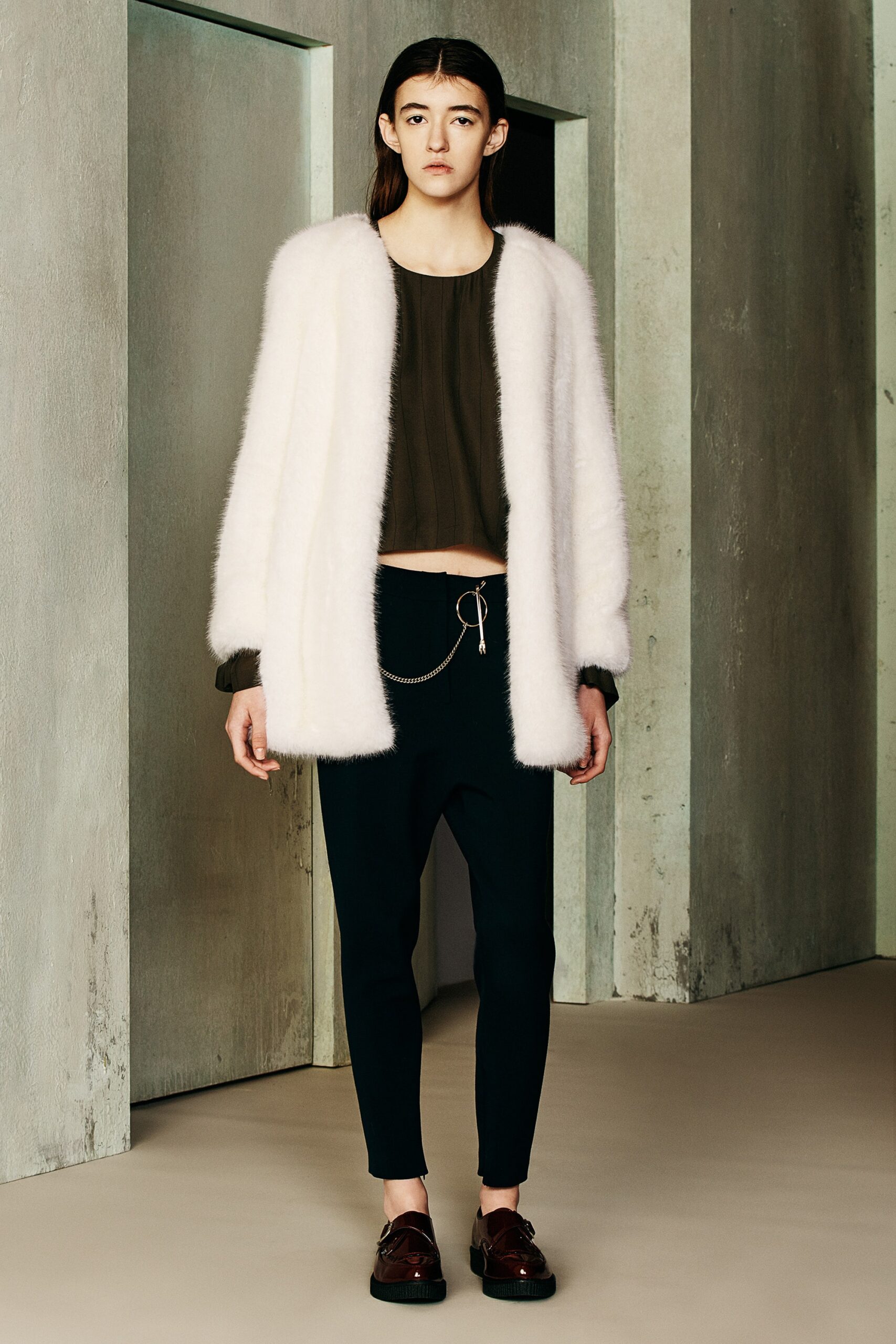 Ji Oh F/W 16 Look 19
