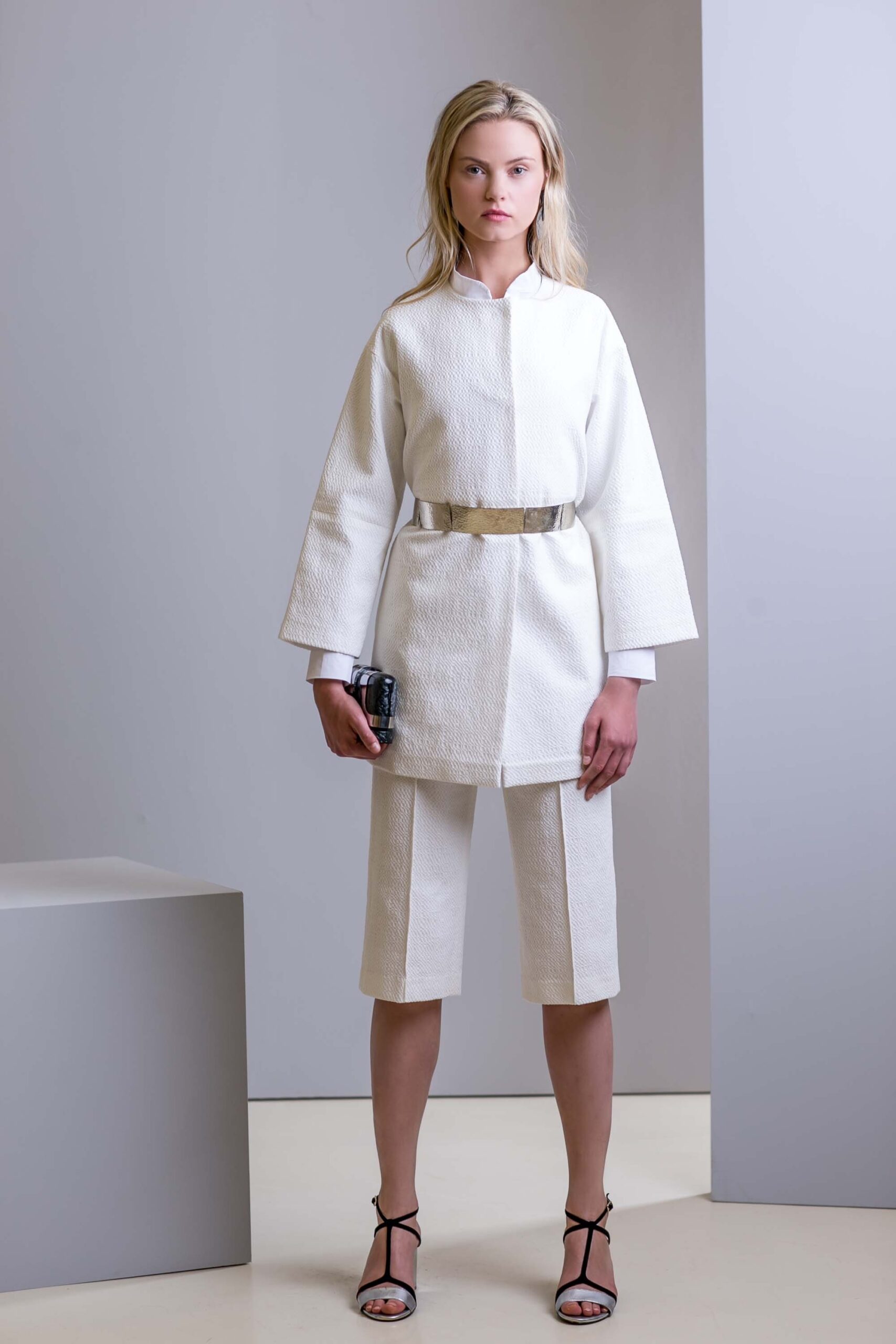 Josie Natori Resort 17 Look 19