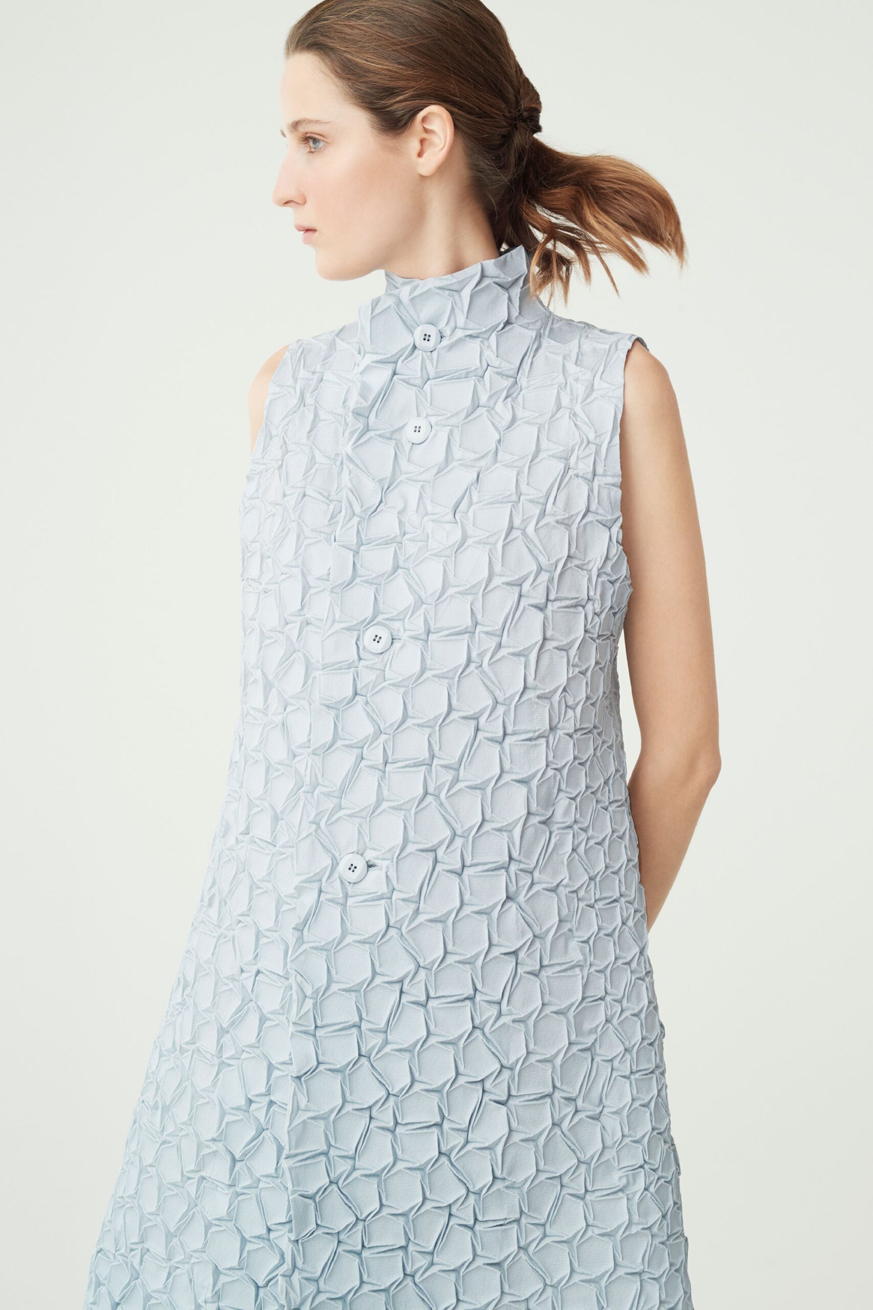 Issey Miyake Resort 18 Look 20