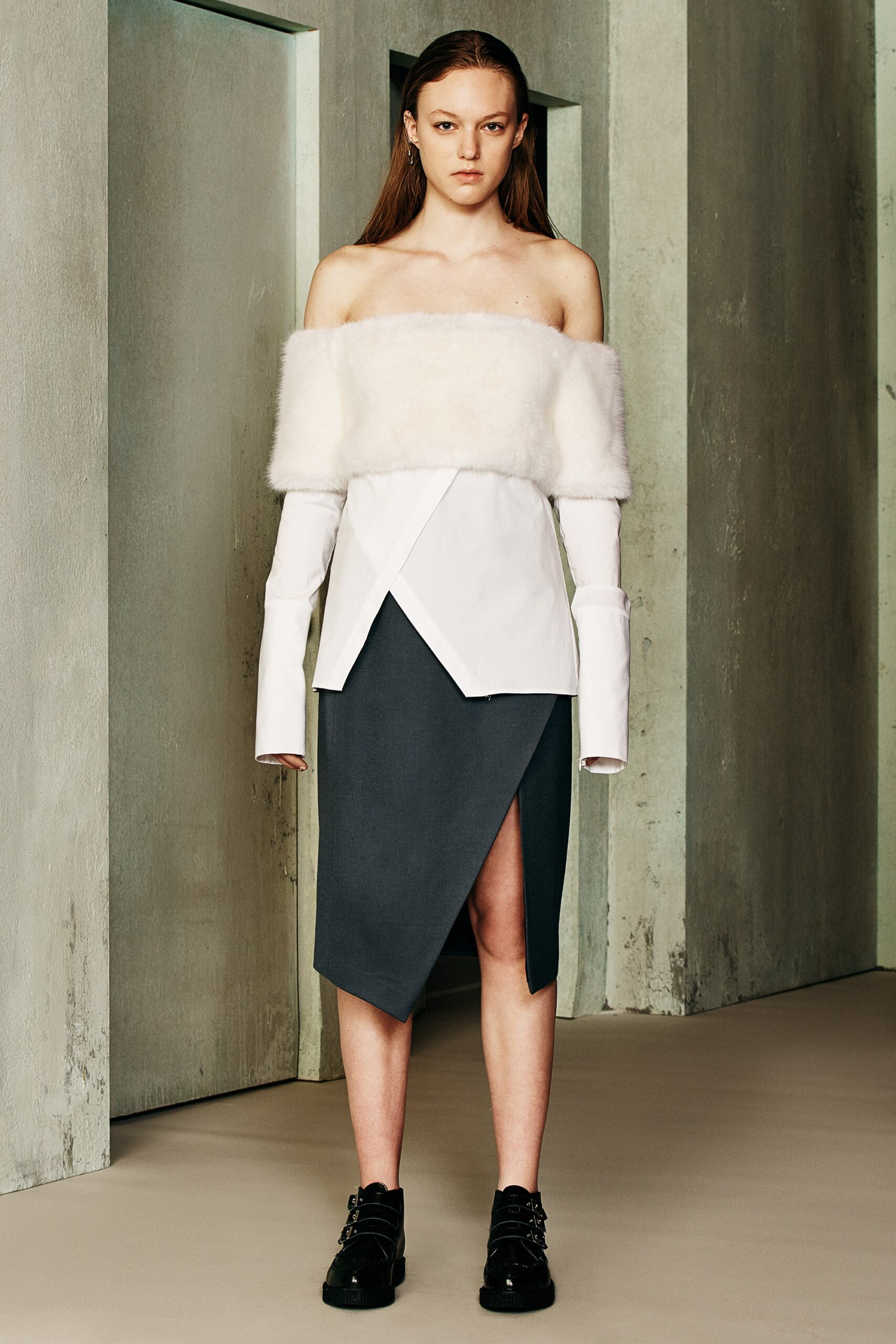 Ji Oh F/W 16 Look 21