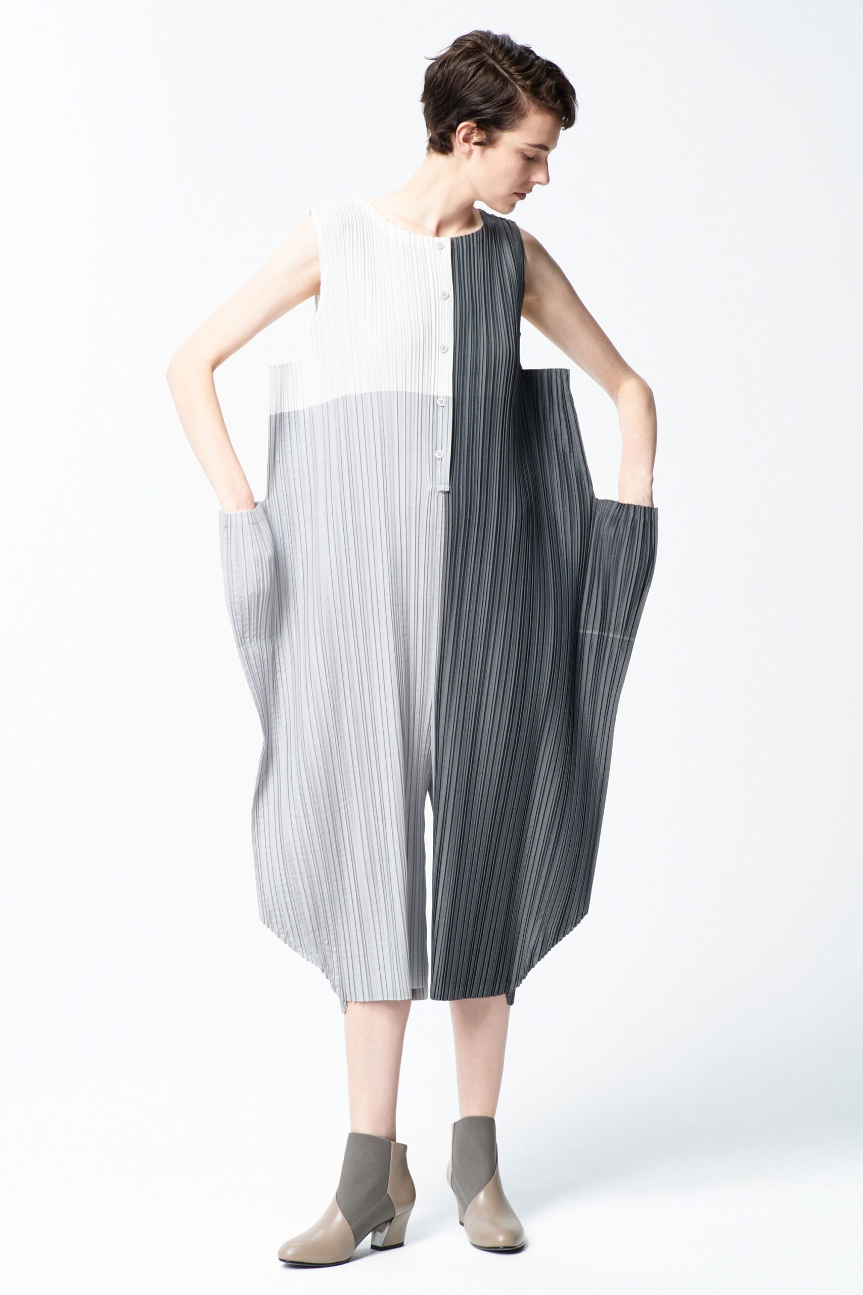 Issey Miyake F/W 18 Look 22