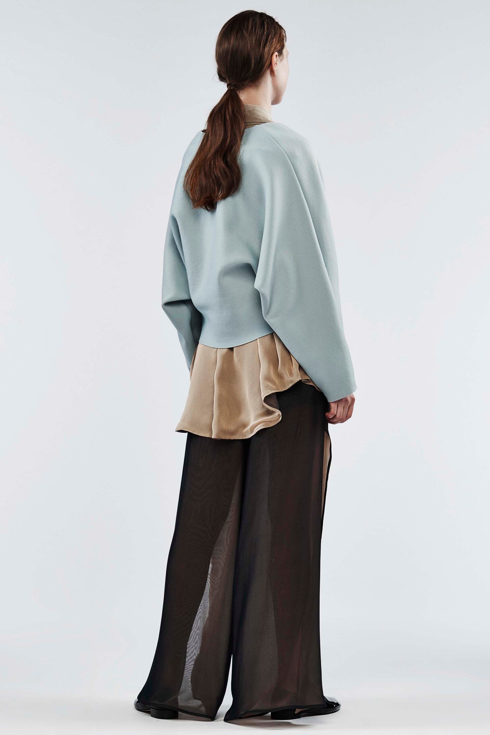 Ji Oh Resort 17 Look 25