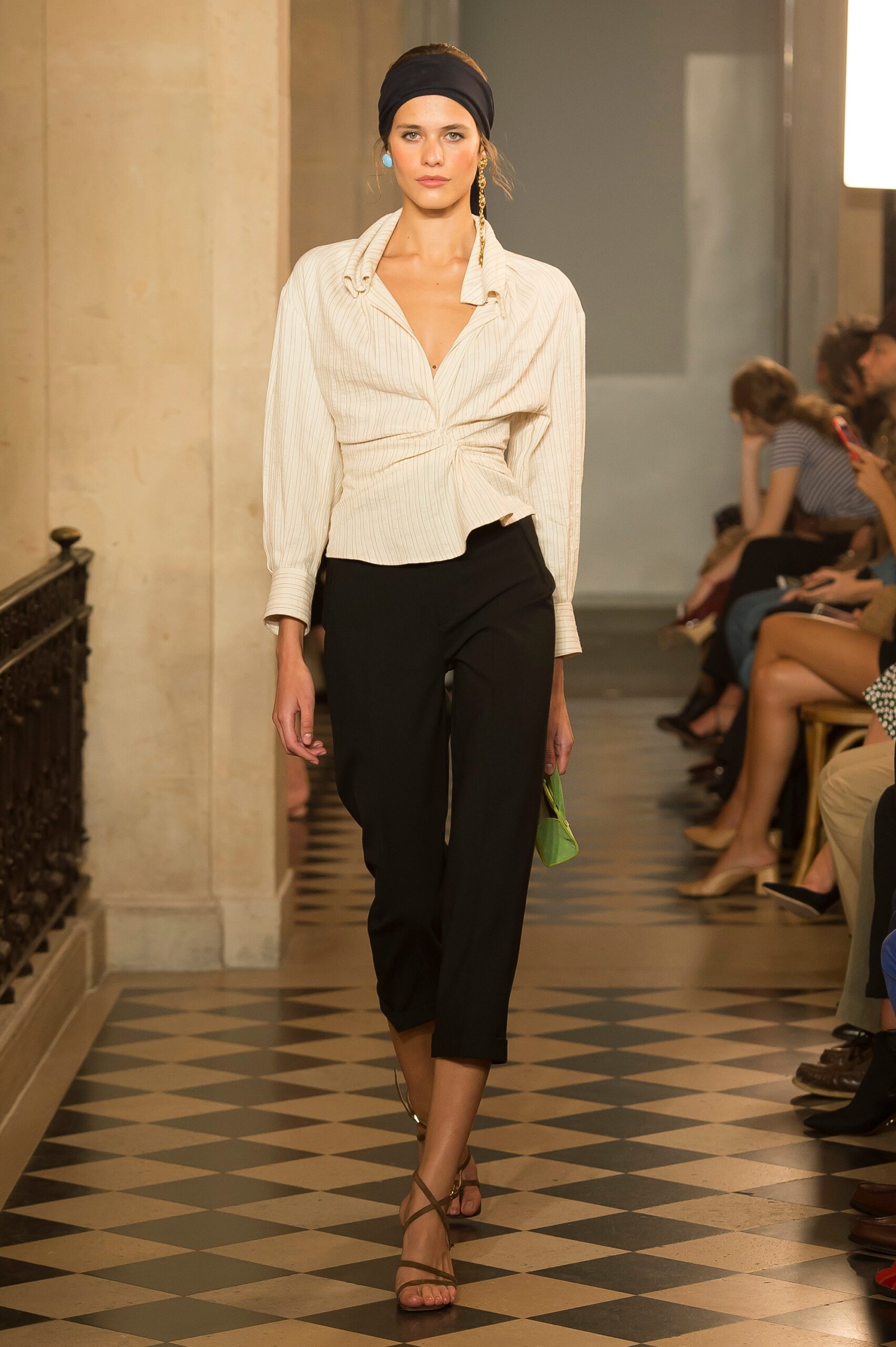Jacquemus S/S 18 Look 46