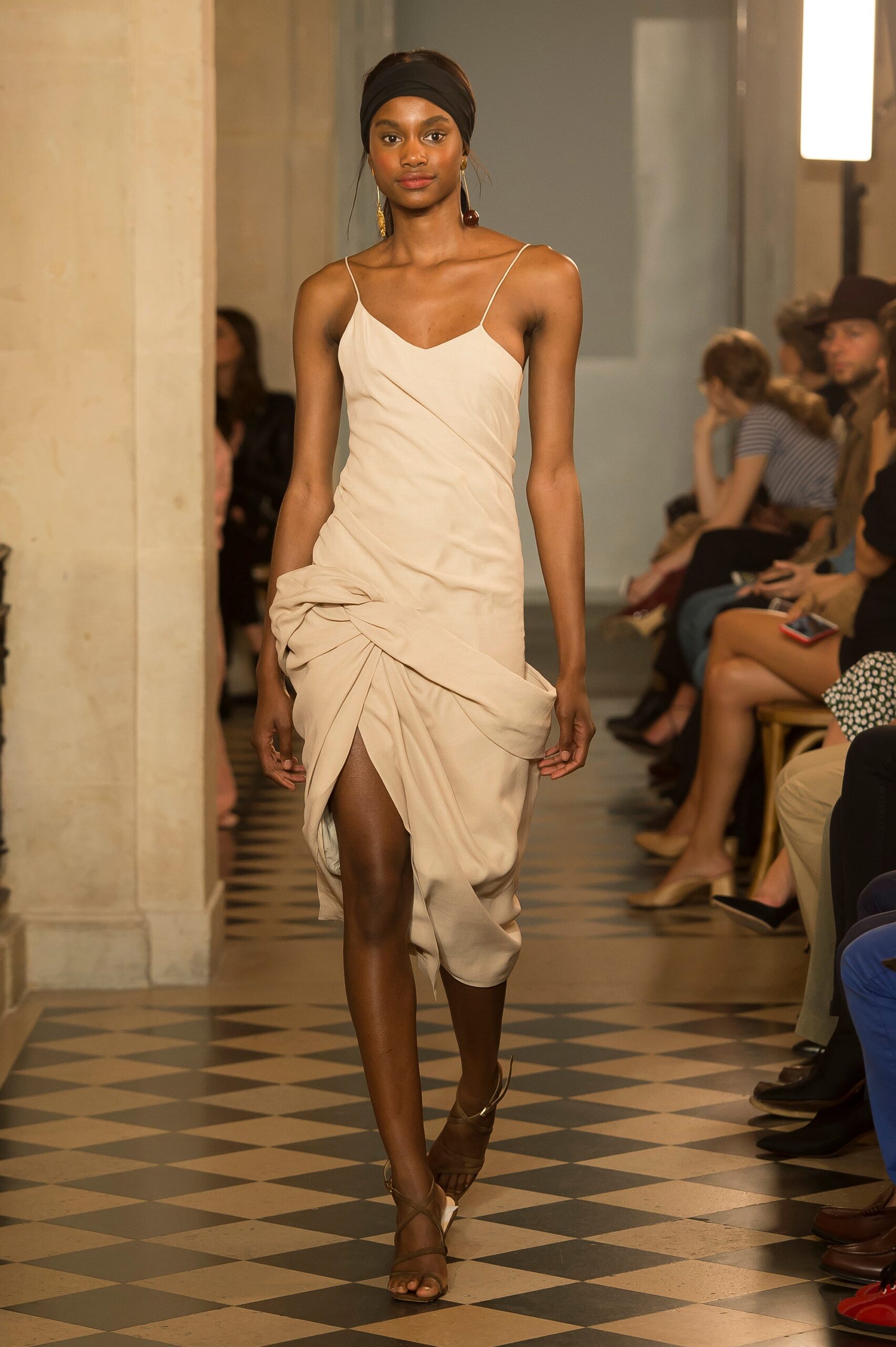 Jacquemus S/S 18 Look 47
