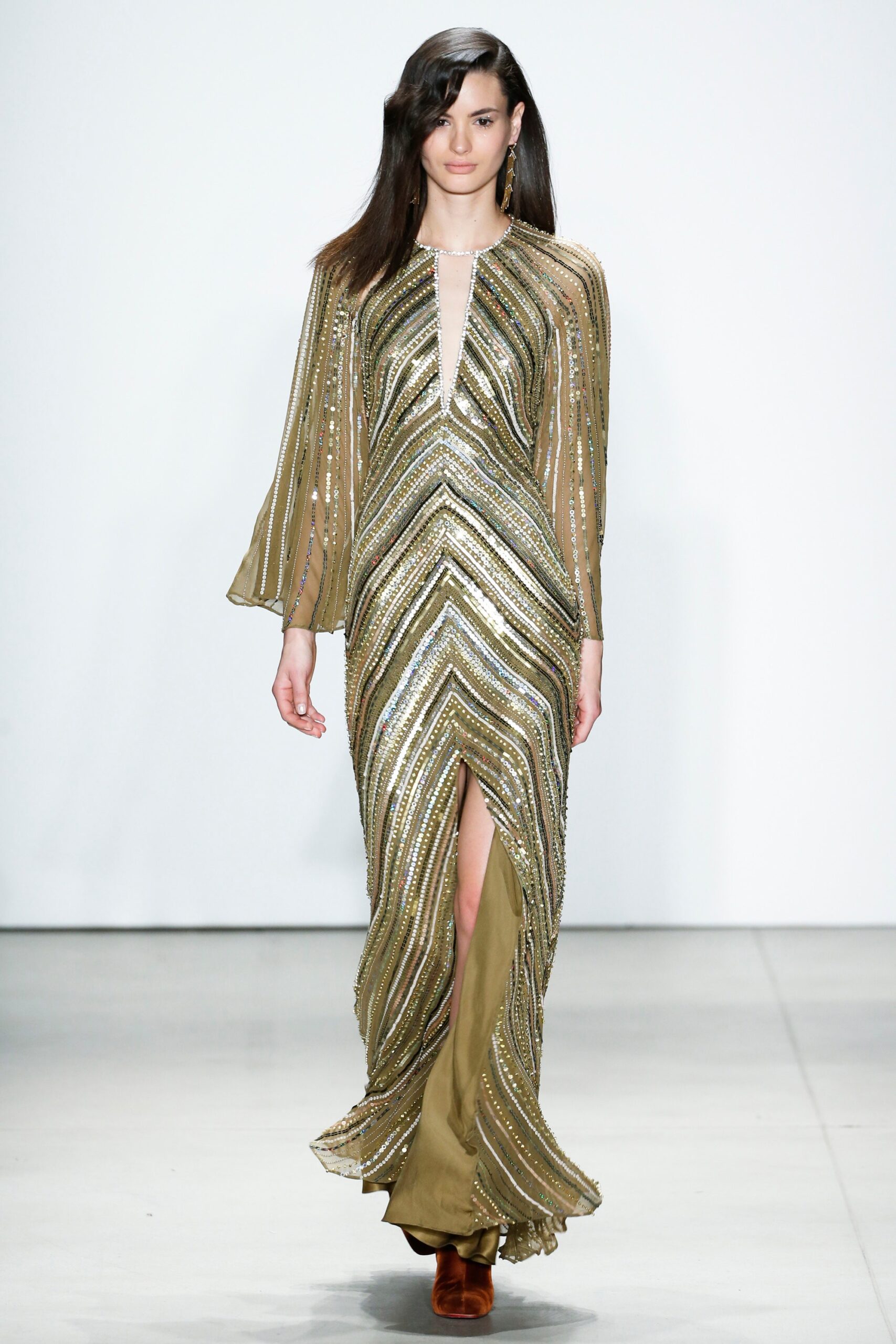 Jenny Packham F/W 16 Look 1