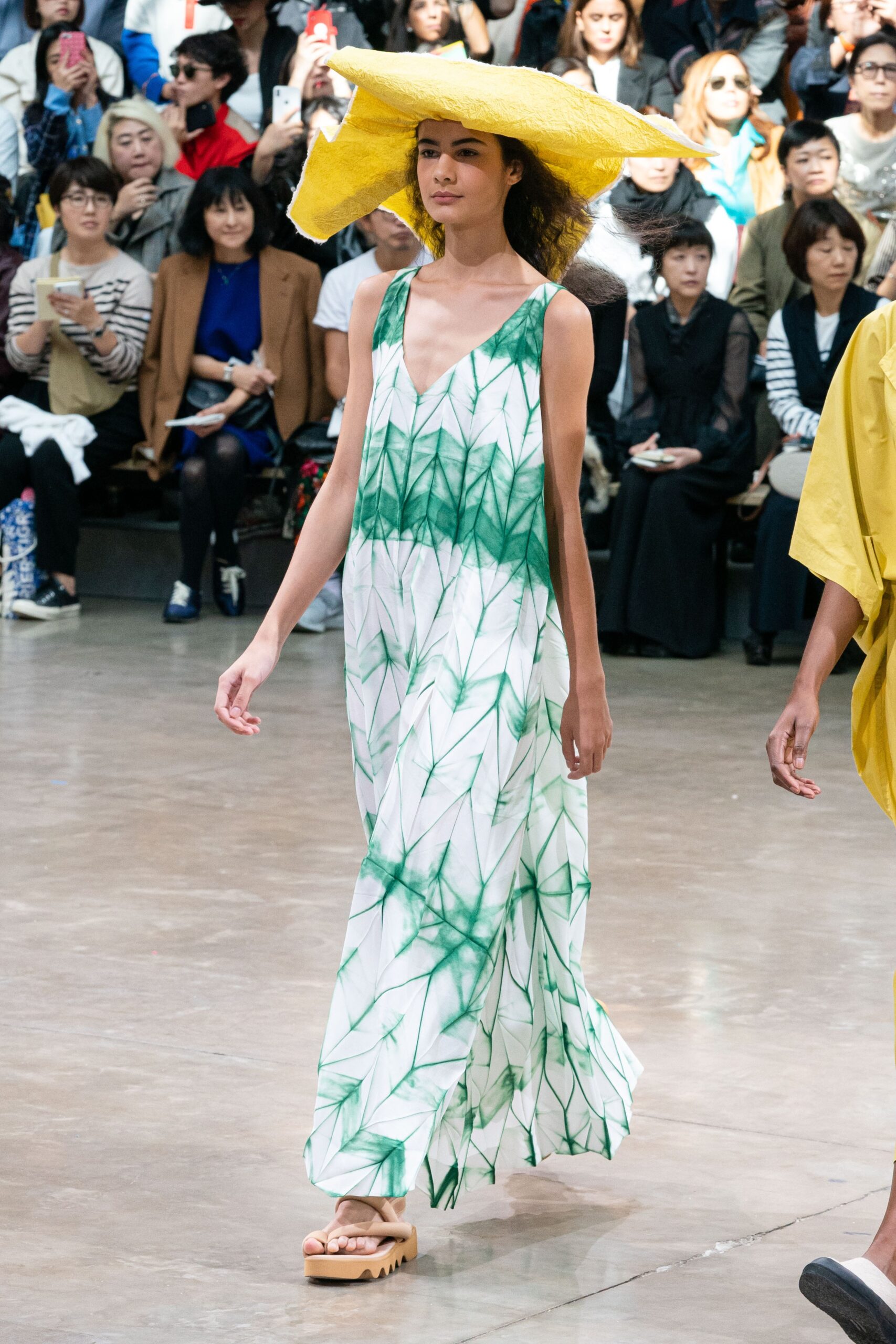 Issey Miyake S/S 20 Look 12