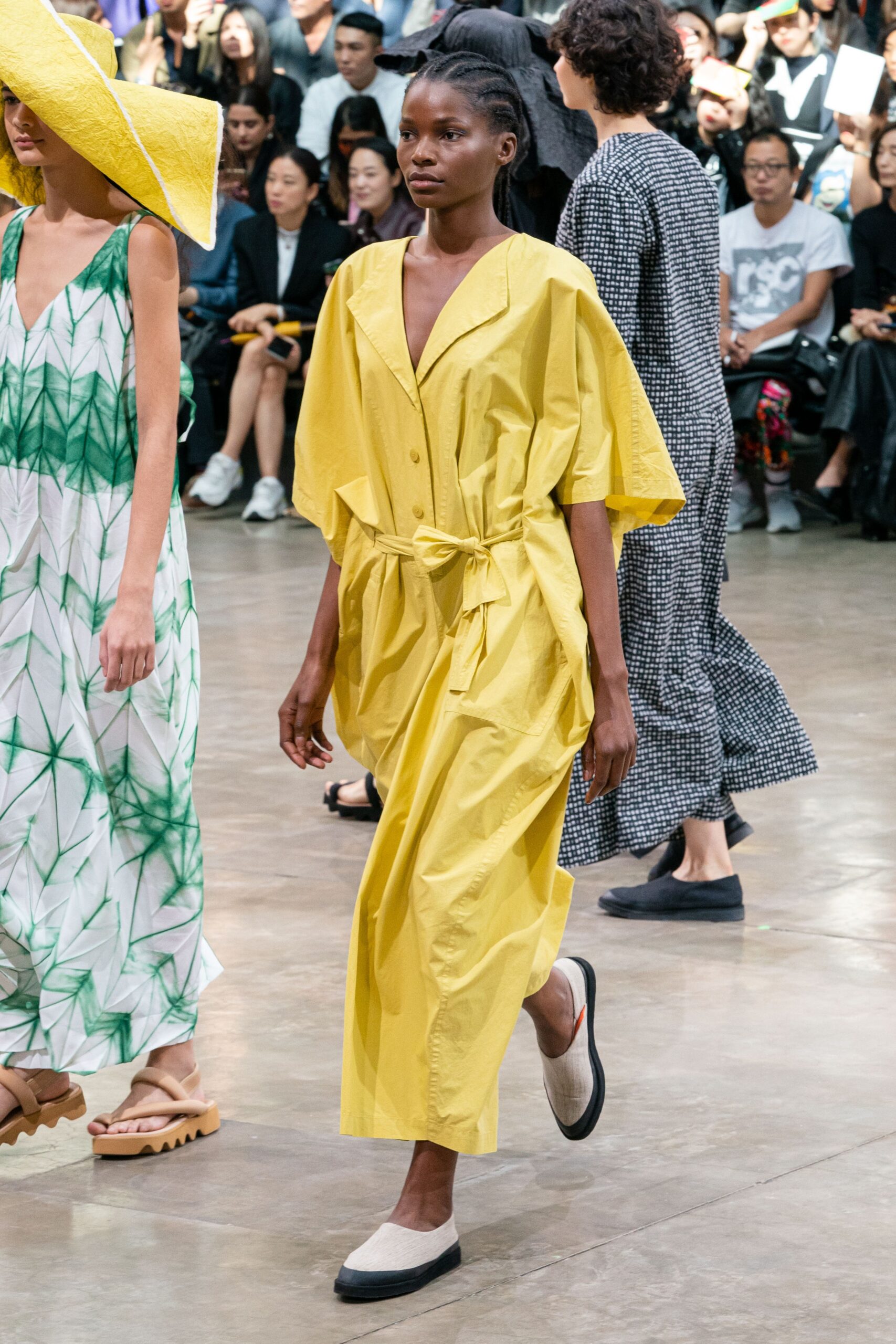 Issey Miyake S/S 20 Look 15