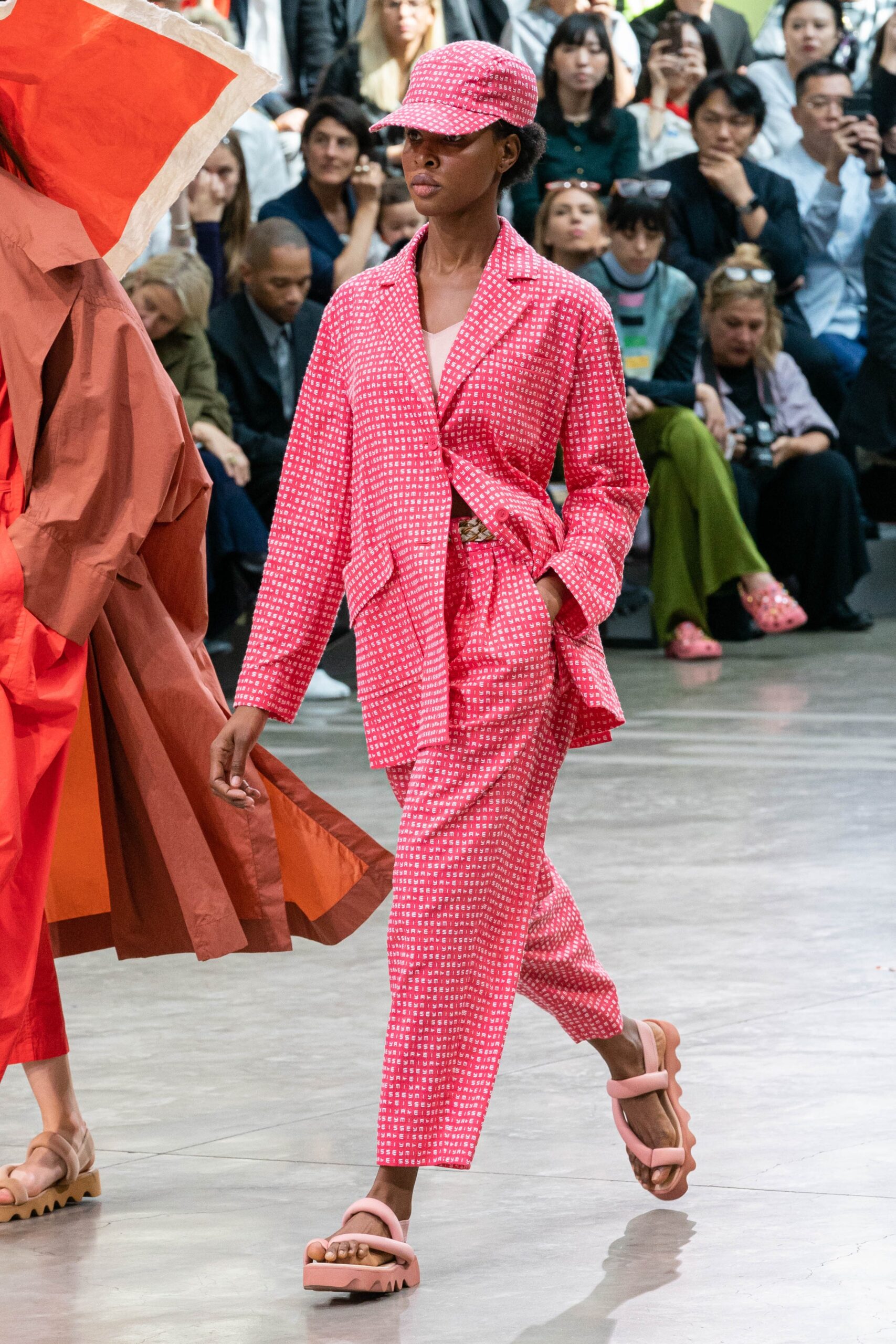 Issey Miyake S/S 20 Look 17
