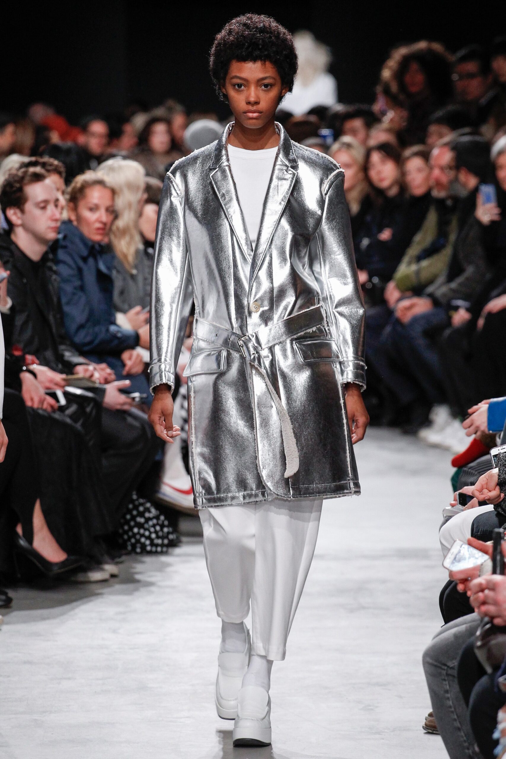 Julien David Fall 2016 Ready-to-Wear