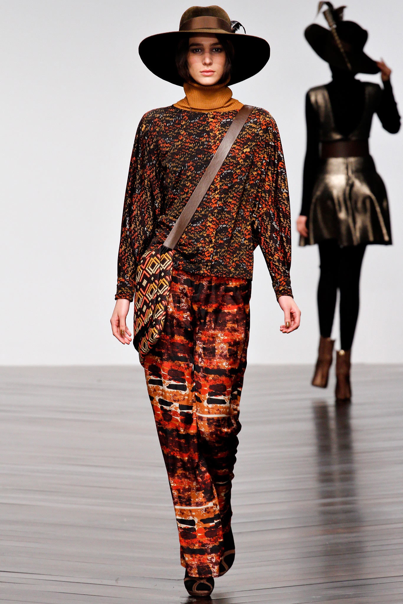 Issa F/W 13 Look 19