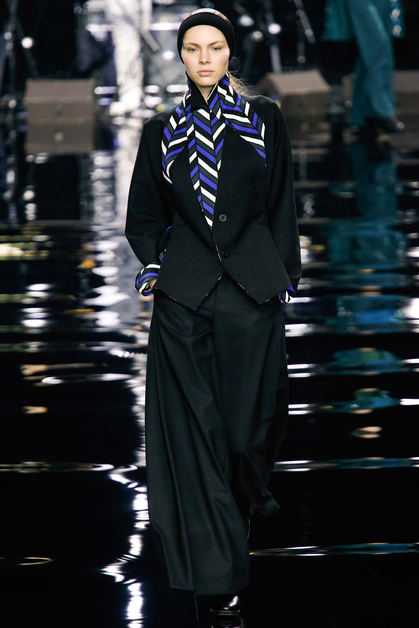 Issey Miyake F/W 15 Look 18